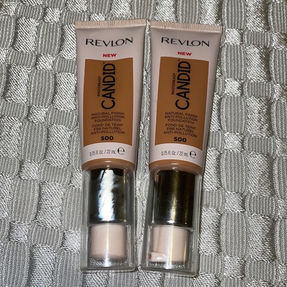 Revlon PhotoReady Candid Natural Finish Foundation - Picture 9 of 9